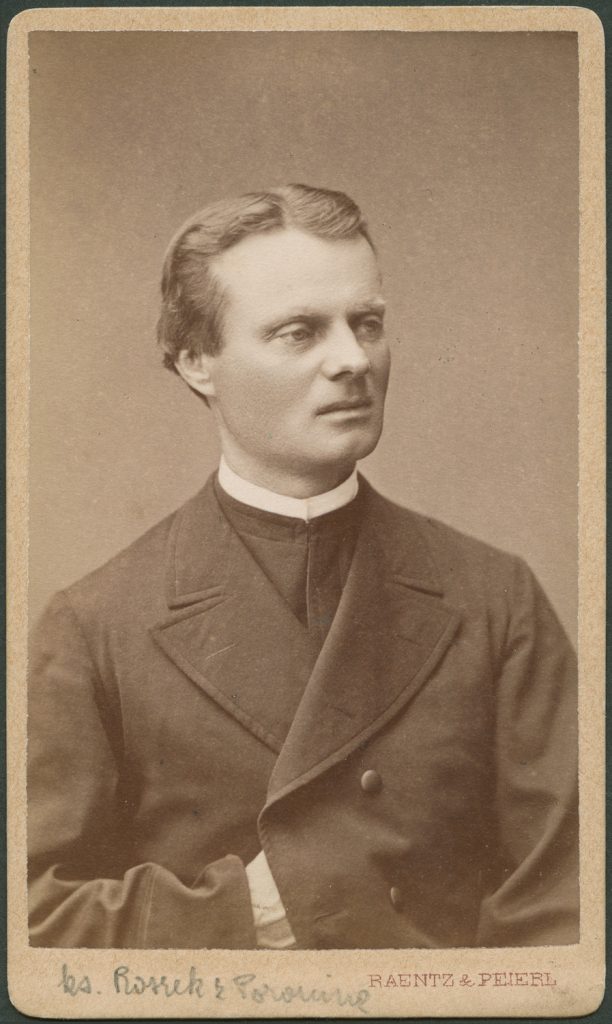 Ksiądz Wojciech Roszek, portret