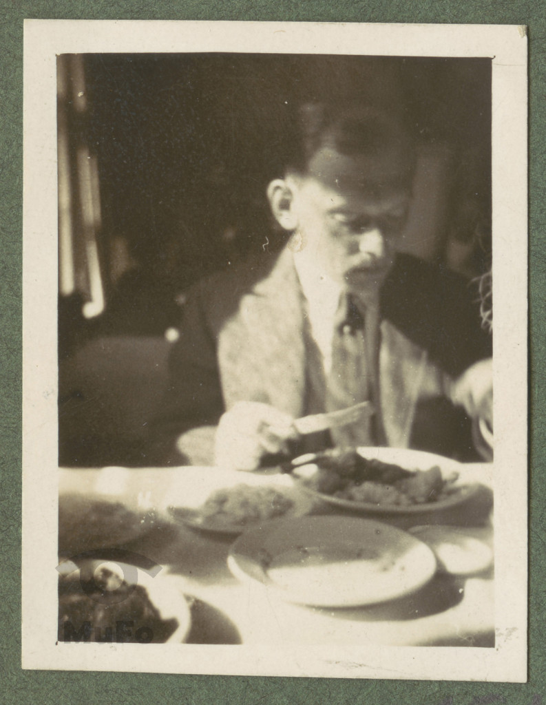 Wojciech Starzewski, portret przy posiłku