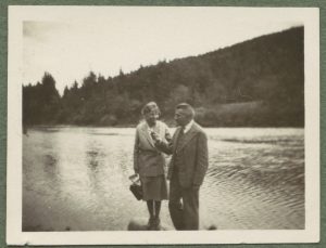 Karola i Stanisław Karyłowscy nad Rabą