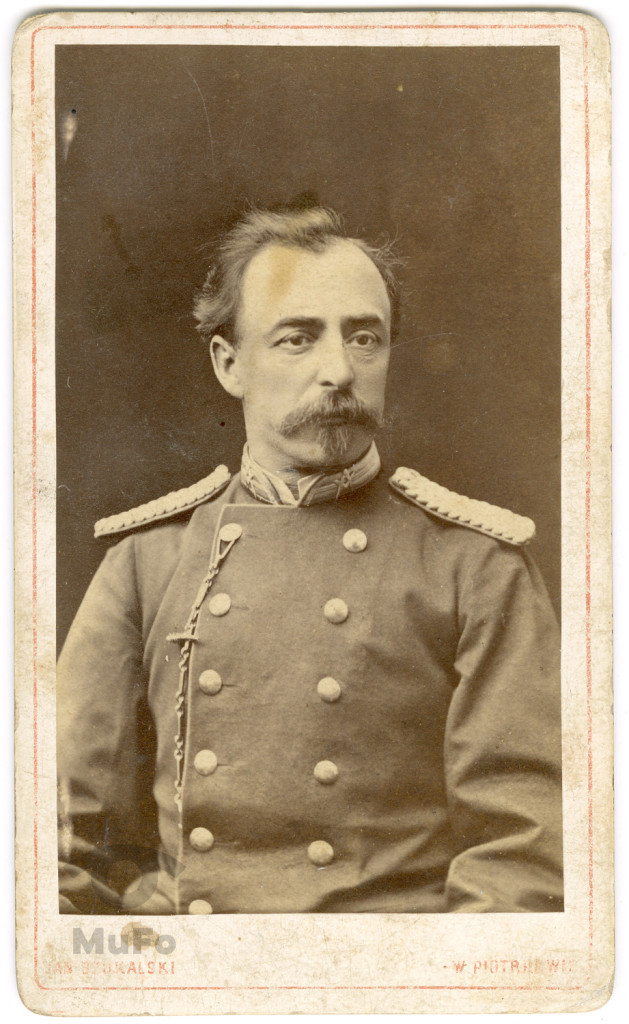 Portret, mężczyzna w mundurze