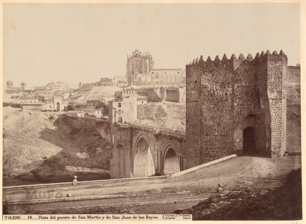 Toledo. Panorama miasta od strony  mostu "de San Martin"