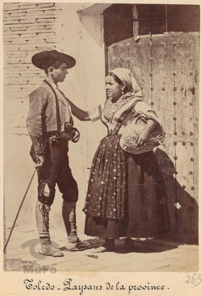 Toledo. Para w tradycyjnych strojach.