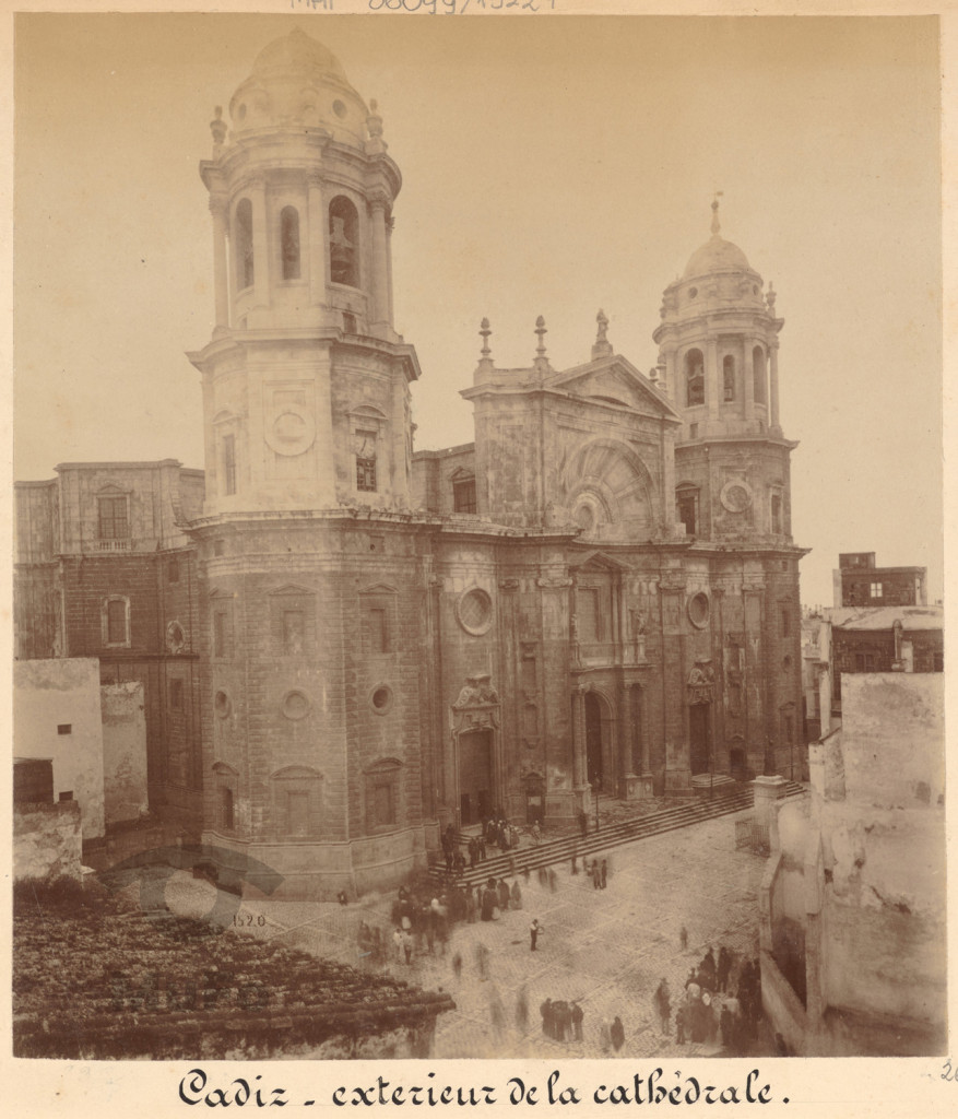 Kadyks. Widok z góry na katedrę.