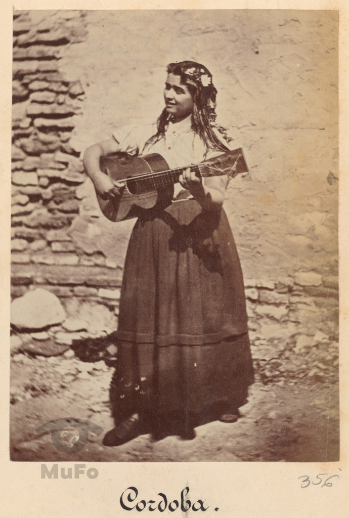 Kobieta z gitarą.