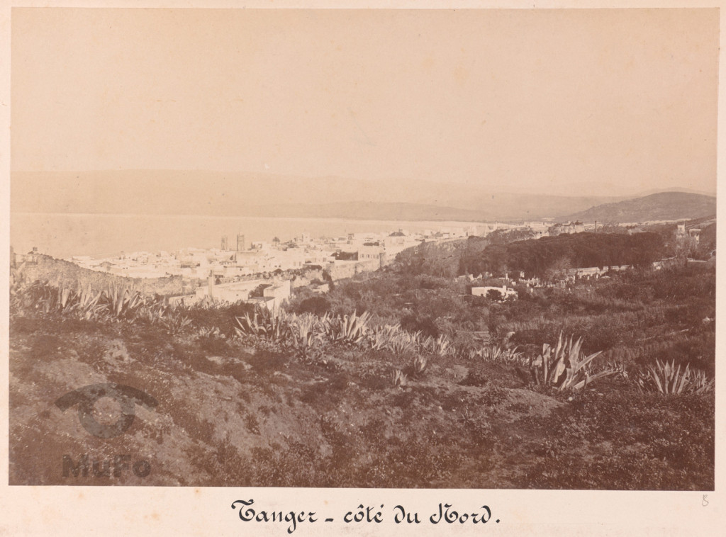 Tanger. Panorama miasta i portu.