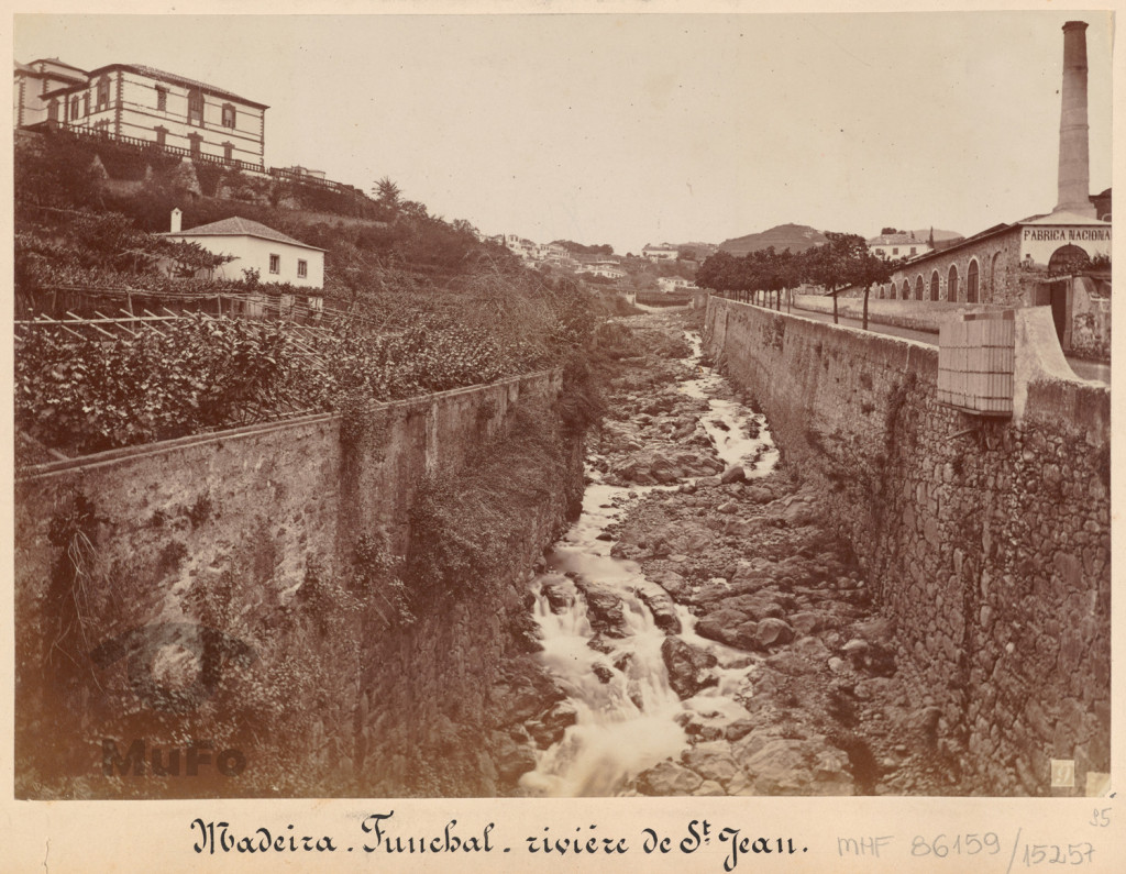 Madera. Funchal. Kanał rzeki św. Jana.