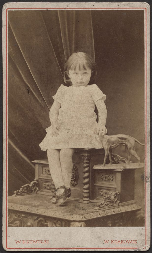 mała dziewczynka, portret