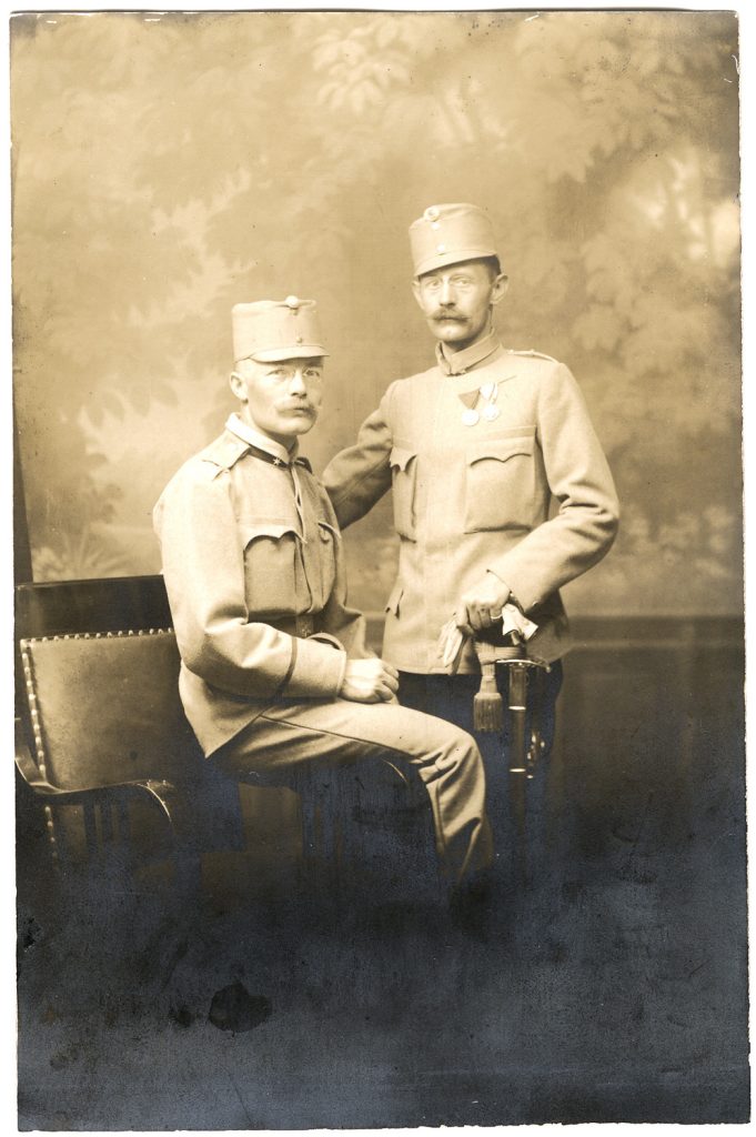 portret , 2-ch oficerów austriackich.