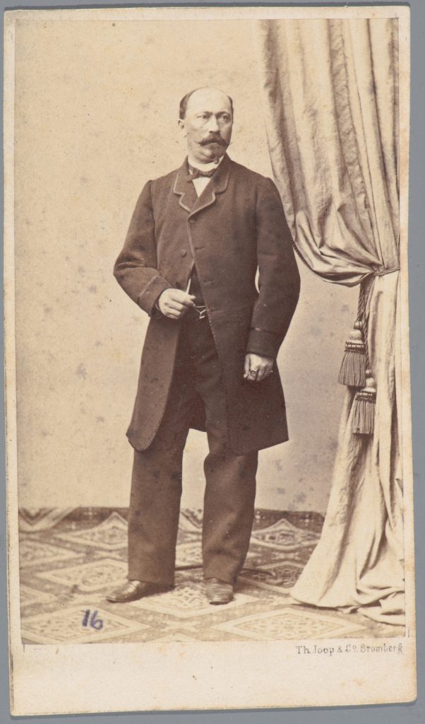 Wincenty Raczkowski, portret atelierowy,