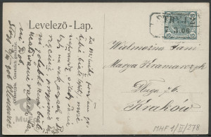 Kobieta wśród gołębi