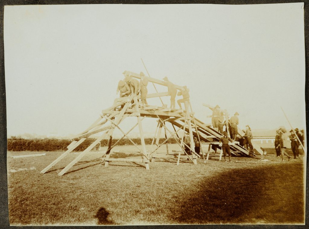 Grupa skautów, budowa rampy