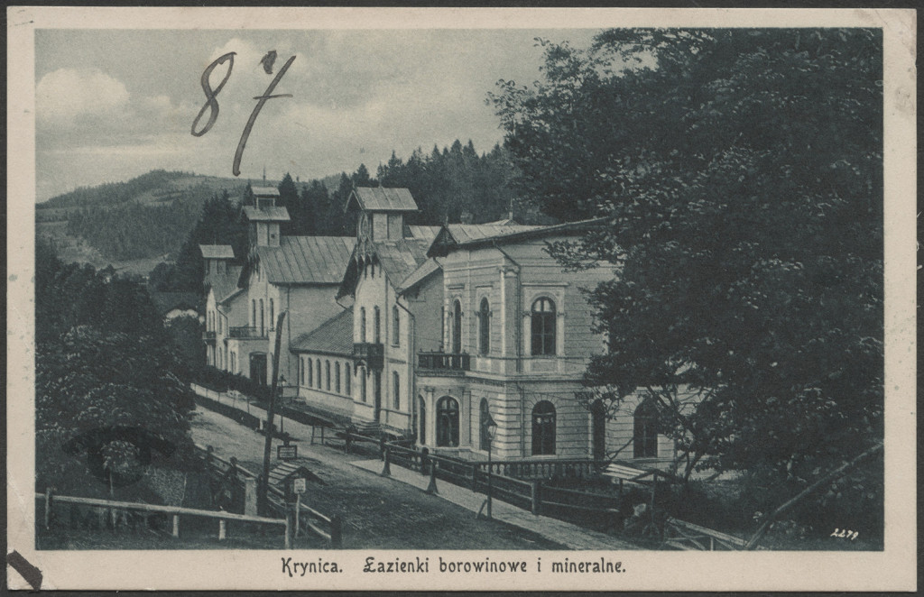 Krynica, Łazienki borowinowe i mineralne;