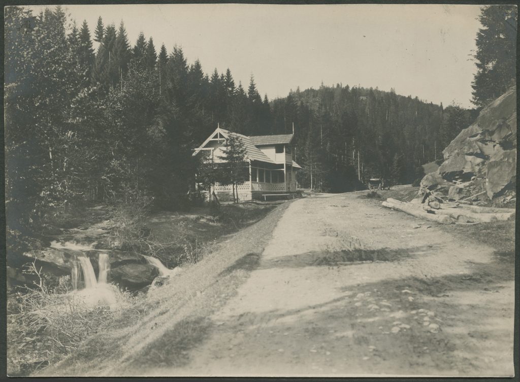 Krynica, droga górska;