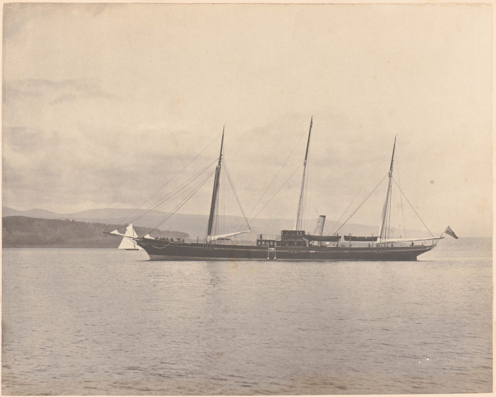 Brytyjski jacht parowy.