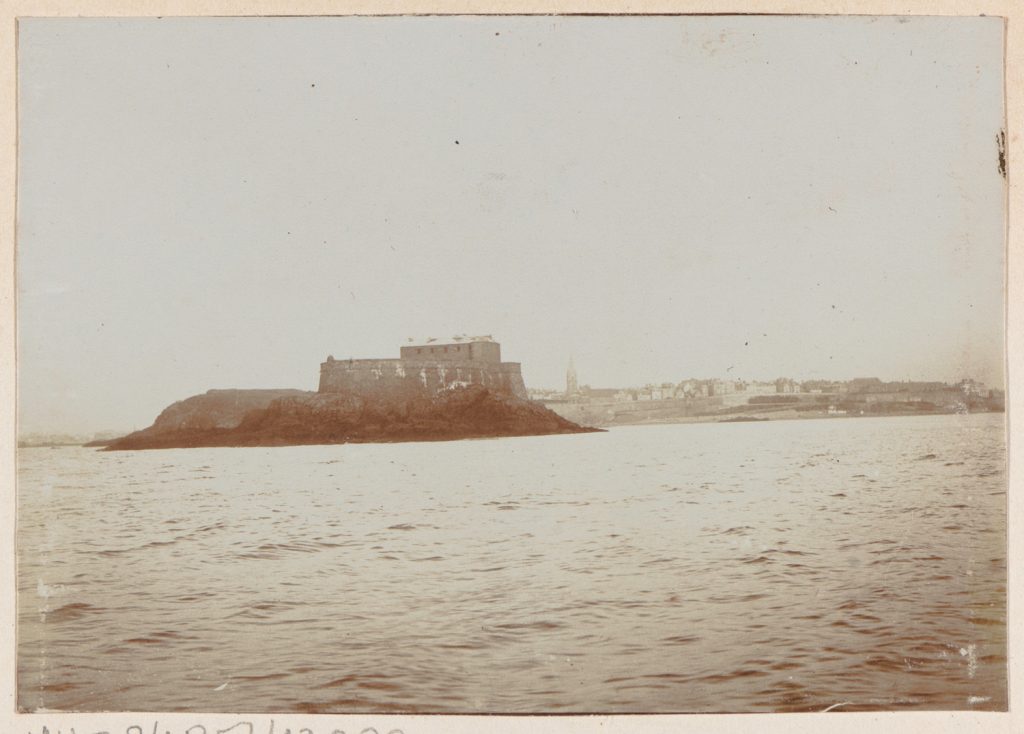 Bretania - zatoka St.Malô (?)