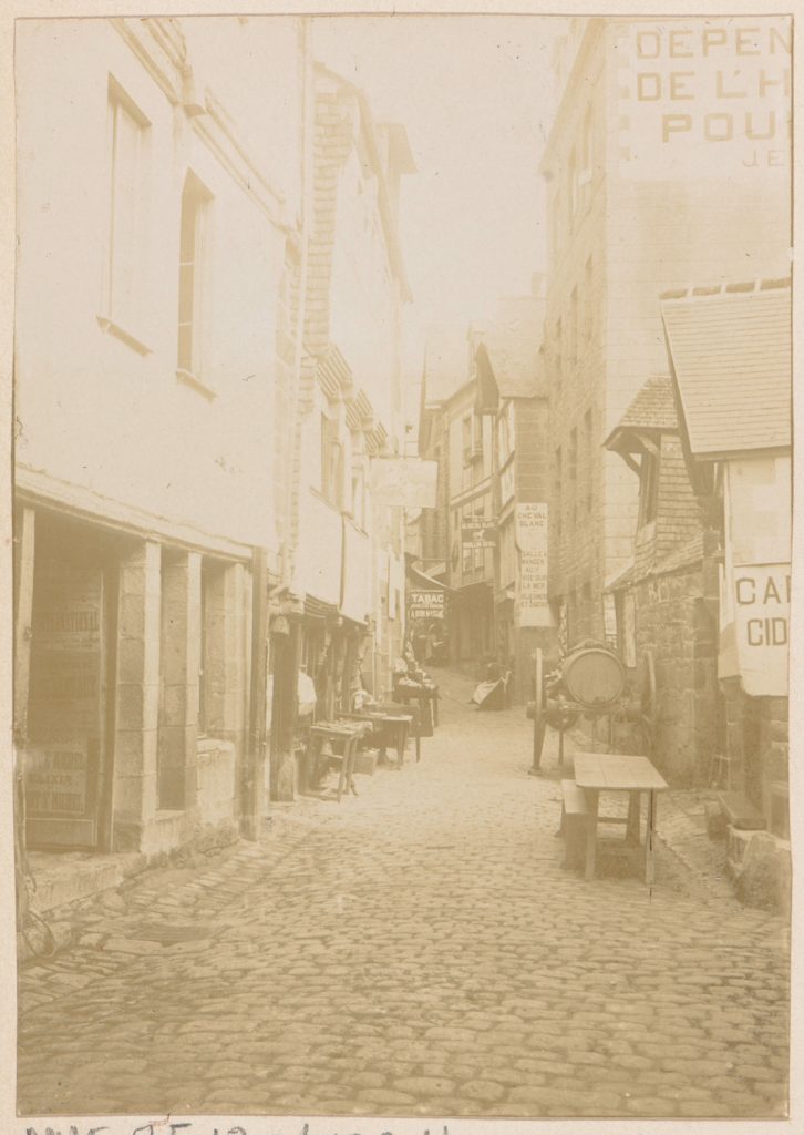 Normandia, Mont Saint-Michel, uliczka