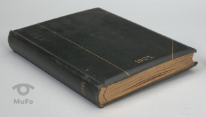 album zawierający 117 fotografii