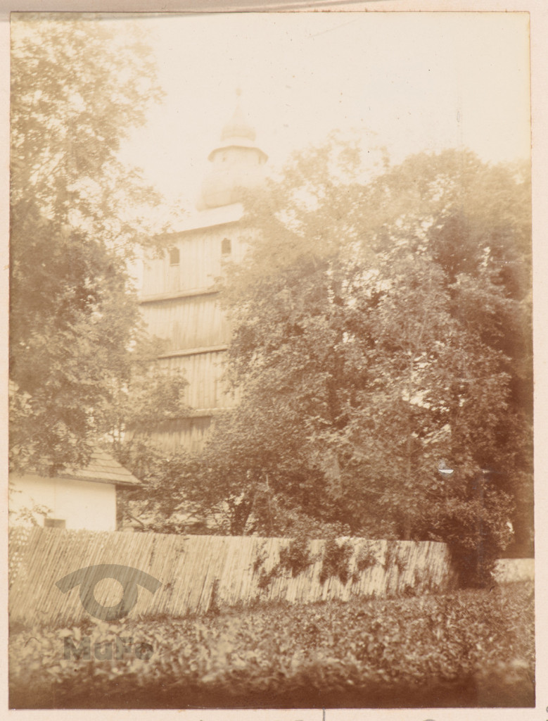 Drewniany kościół pw. Św. Marii Magdaleny w Poroninie