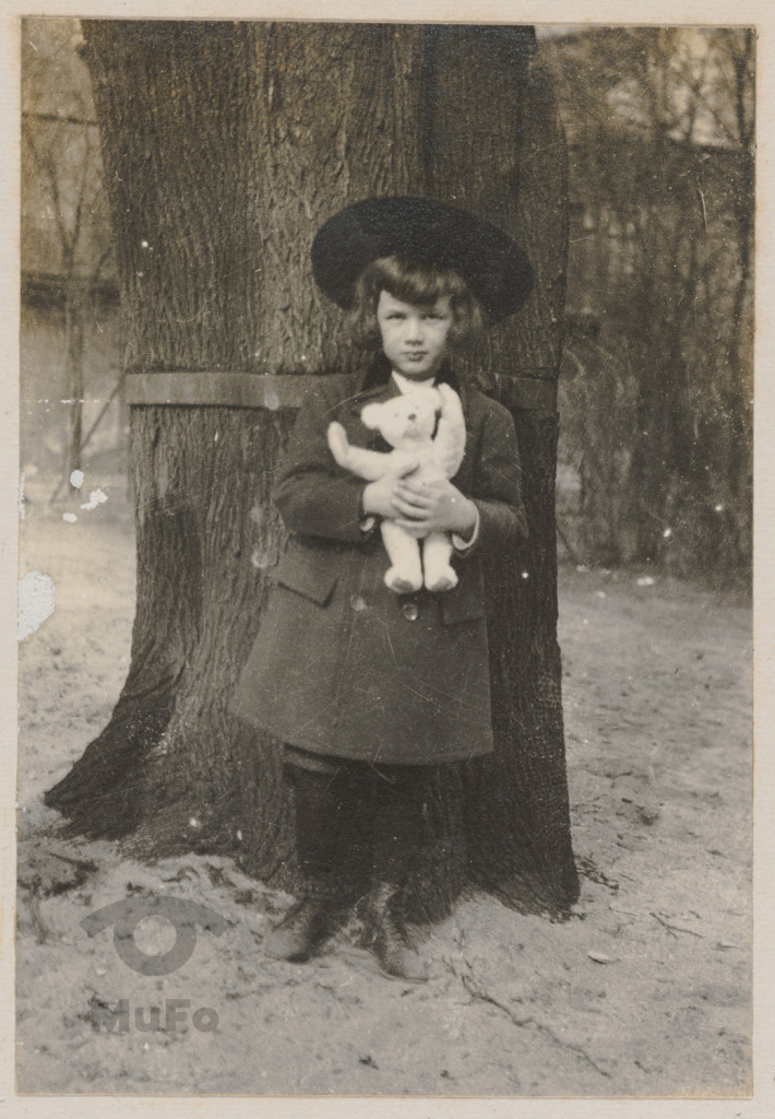 Mały chłopiec, portret.