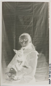 Zofia Francman z psem, portret