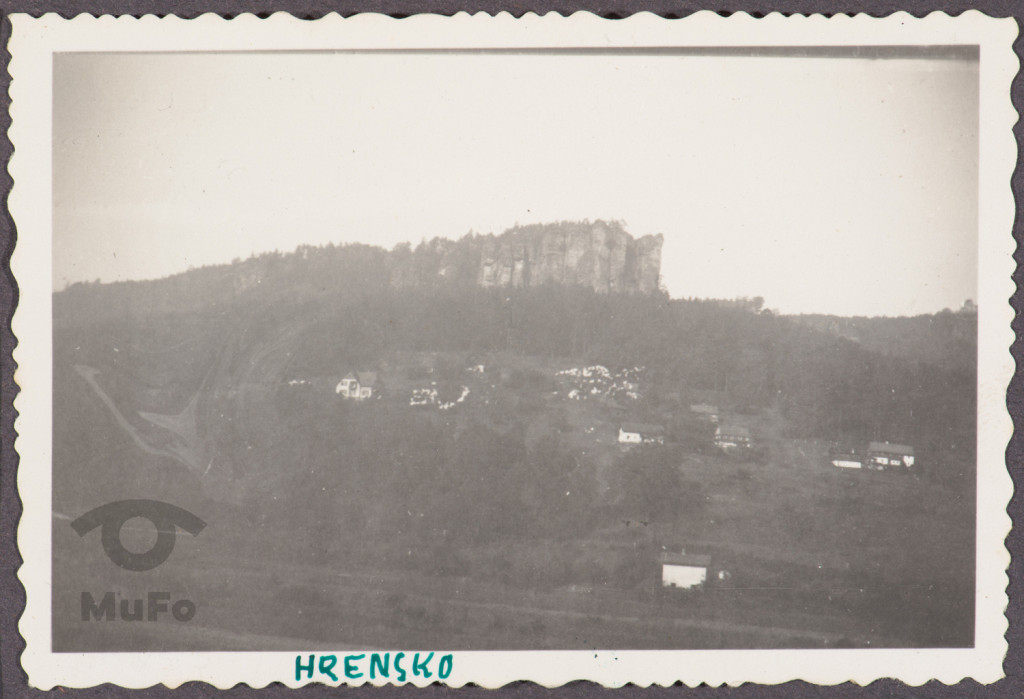 Hřensko, wieś i wąwóz