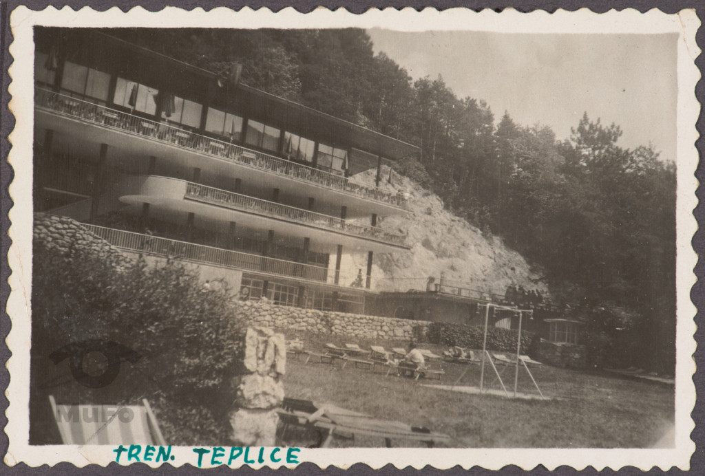 Cieplice Czeskie, budynek sanatorium (?)