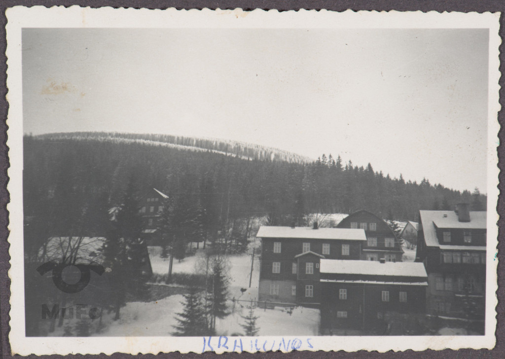 Karkonosze, krajobraz, domy mieszkalne
