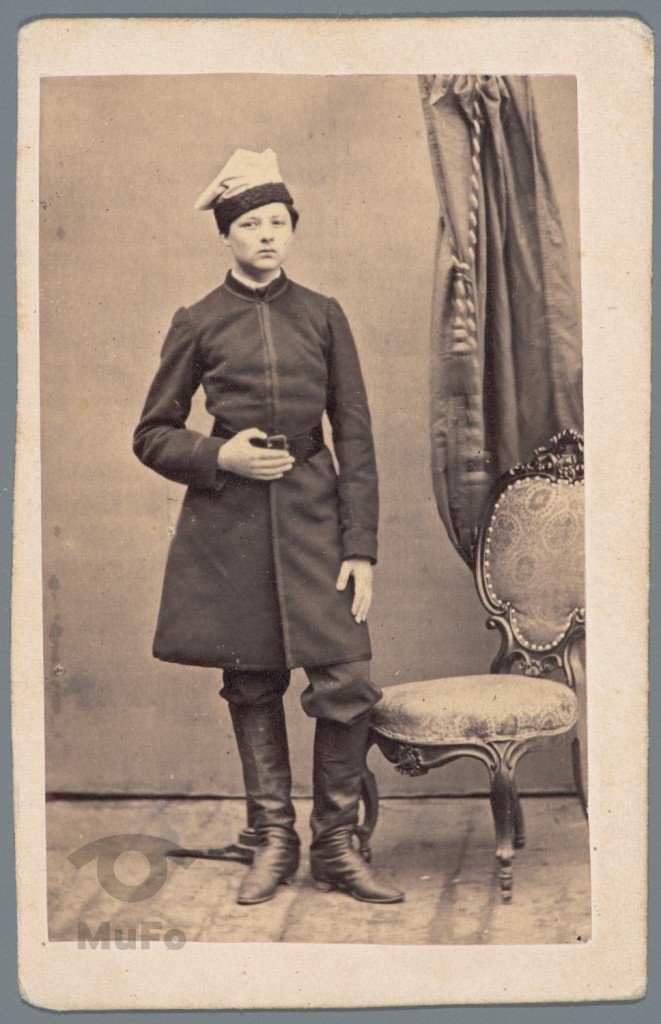 chłopiec w stroju polskim, portret