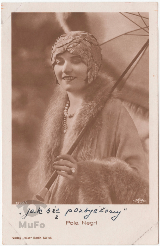 aktorka Pola Negri, portret w plenerze