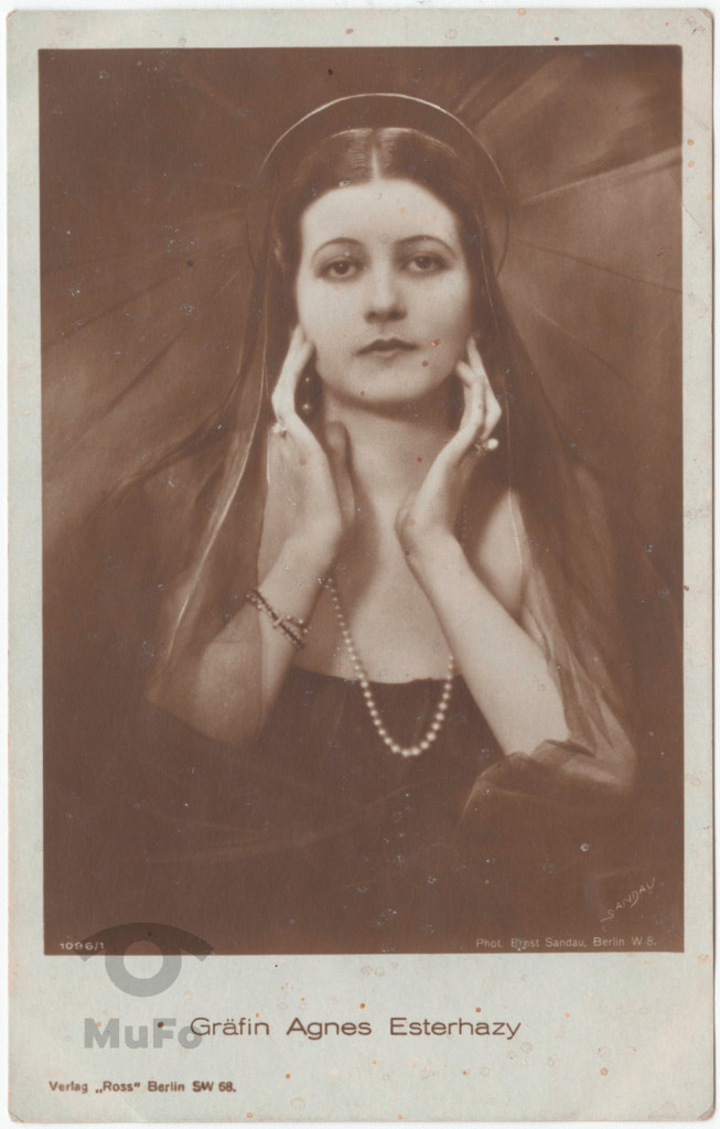aktorka Agnes Esterhazy portret