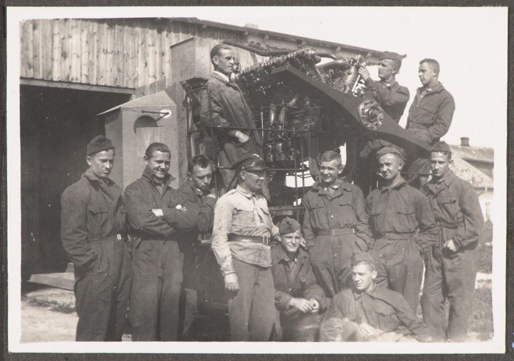 "hamownia silników"