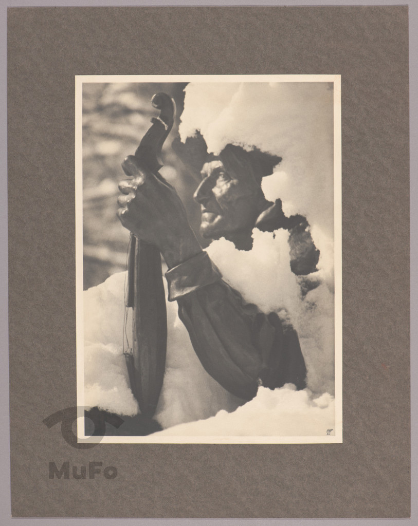 Zakopane, rzeźba: Jan Krzeptowski "Sabała"