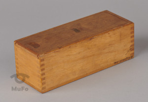 Zbiór 65 barwnych przezroczy z krajobrazami, architekturą