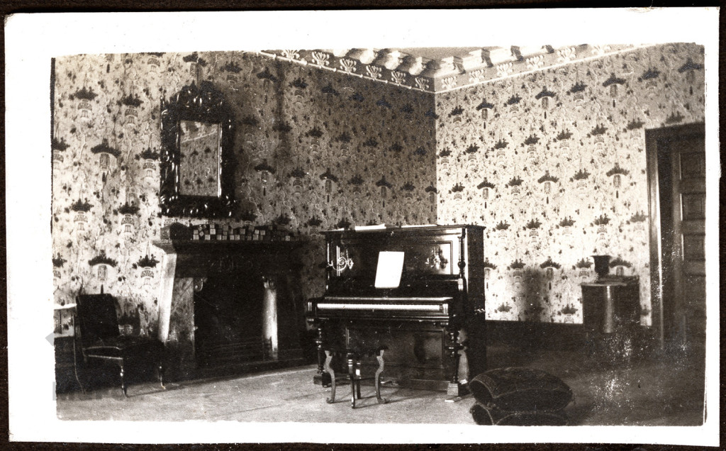 Zator, zamek, wnętrze