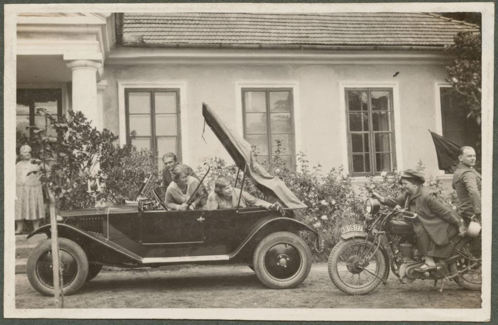 Kosińscy i Mussilowie, scena humorystyczna