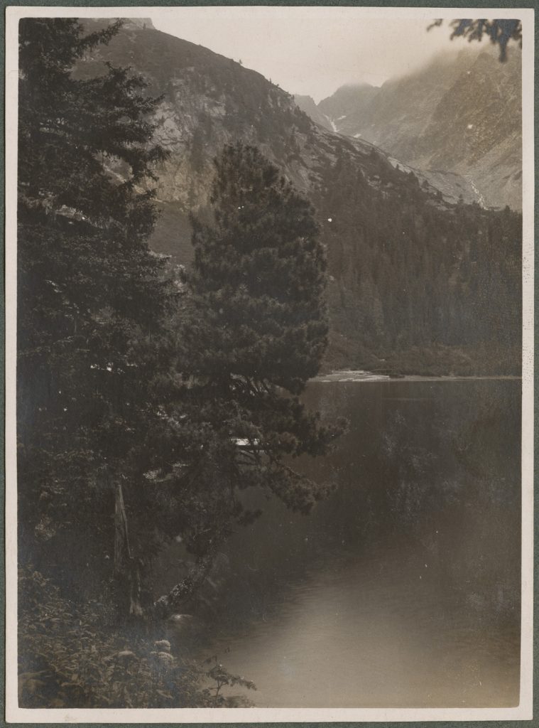 Jezioro w Tatrach, krajobraz górski