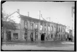 Wilno, ul. Żeligowskiego, siedziba Starostwa Grodzkiego, ruina pałacu Oskierków