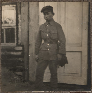 Chłopiec w mundurze, portret
