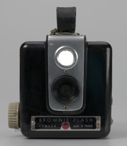 Aparat fotograficzny,  Kodak Brownie Flash