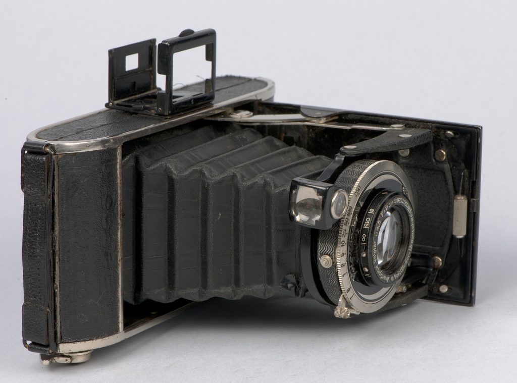 Aparat fotograficzny,  Bessa